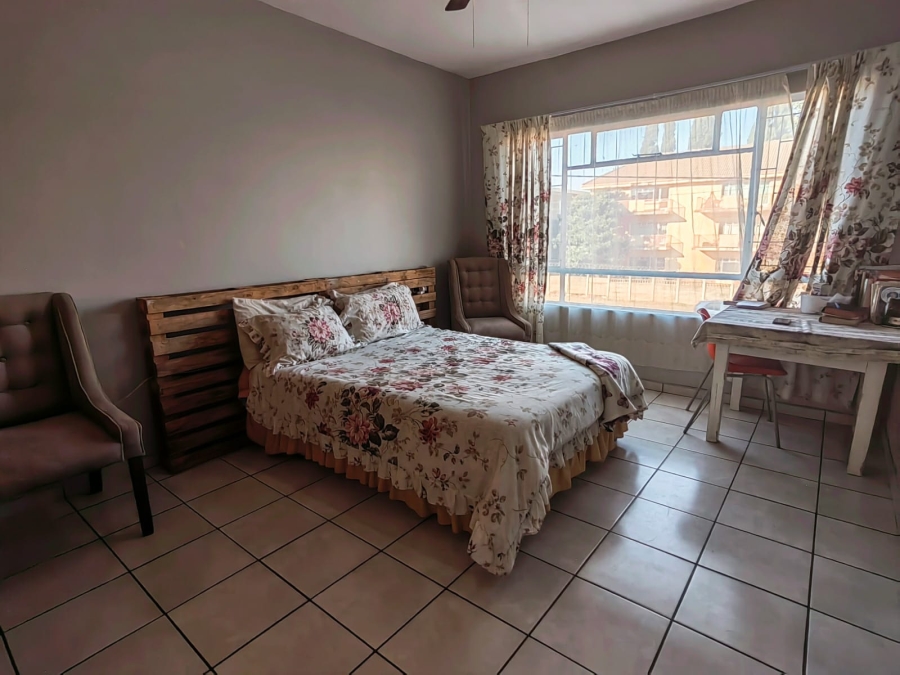 2 Bedroom Property for Sale in Potchefstroom North West